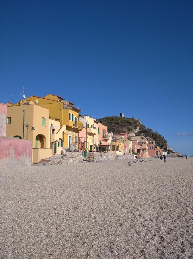 フィナーレ・リーグレCasa Mariuccia A Due Passi Dal Mareアパートメント エクステリア 写真